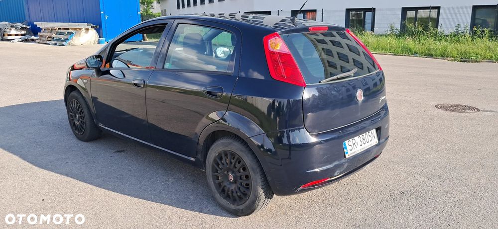 Fiat Grande Punto - 6