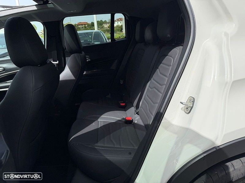 Jeep Avenger 54 kWh Summit - 16