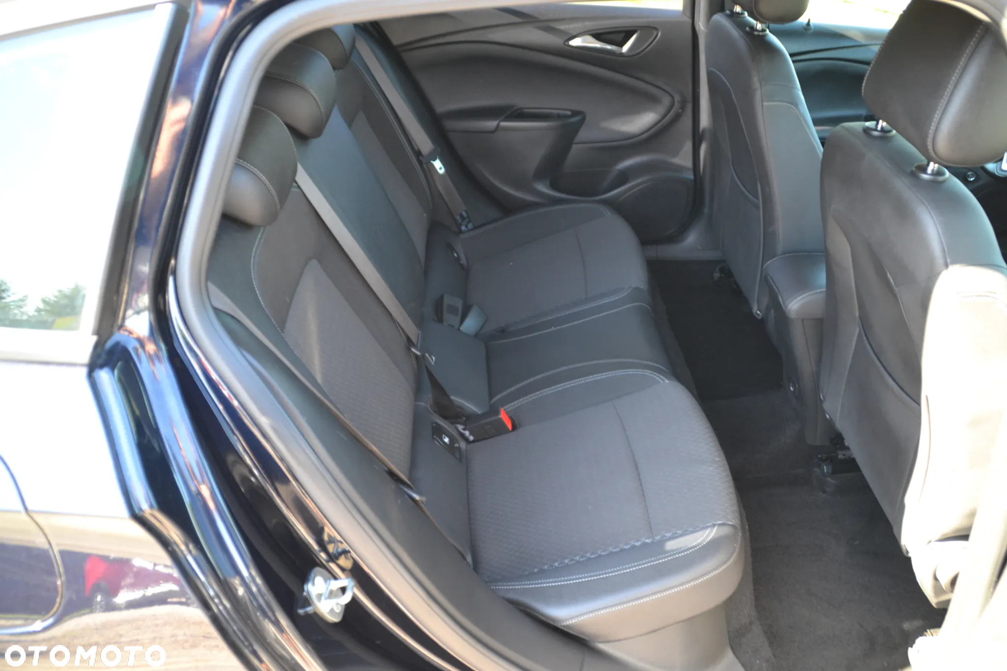 Opel Astra 1.4 Turbo Sports Tourer 120 Jahre - 23