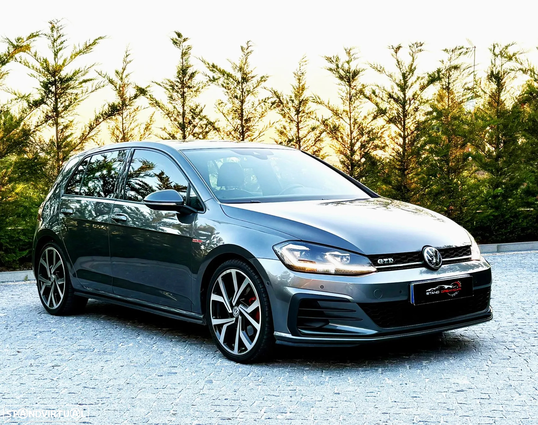VW Golf 2.0 TDI GTD DSG - 4