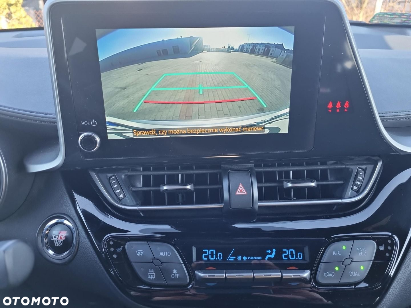 Toyota C-HR - 18