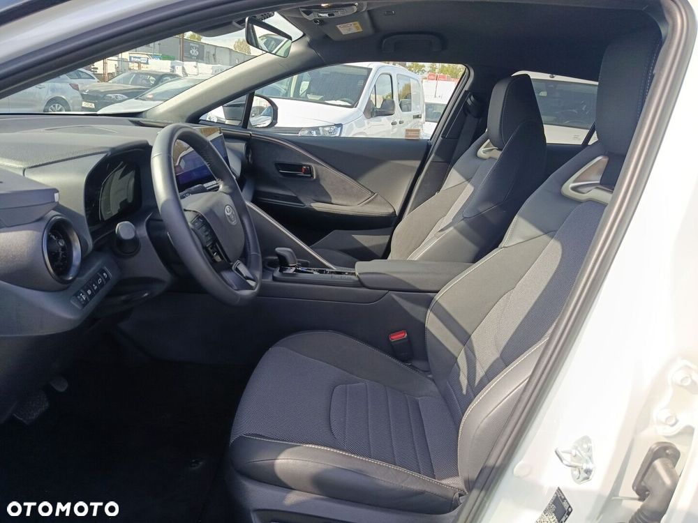 Toyota C-HR - 15