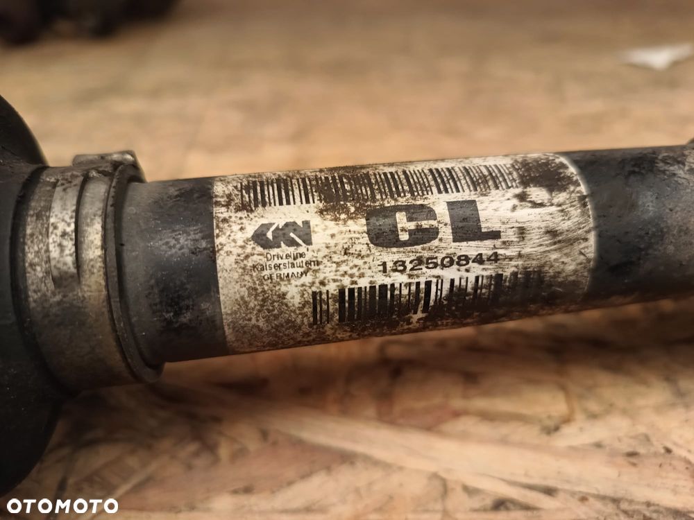 OPEL ASTRA J IV 2.0 CDTI PÓŁOŚ LEWA 13250844 CL - 2