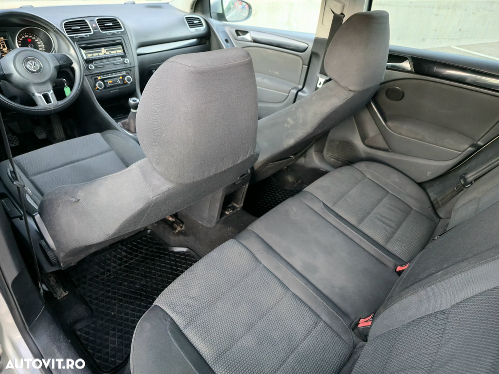 Volkswagen Golf - 12