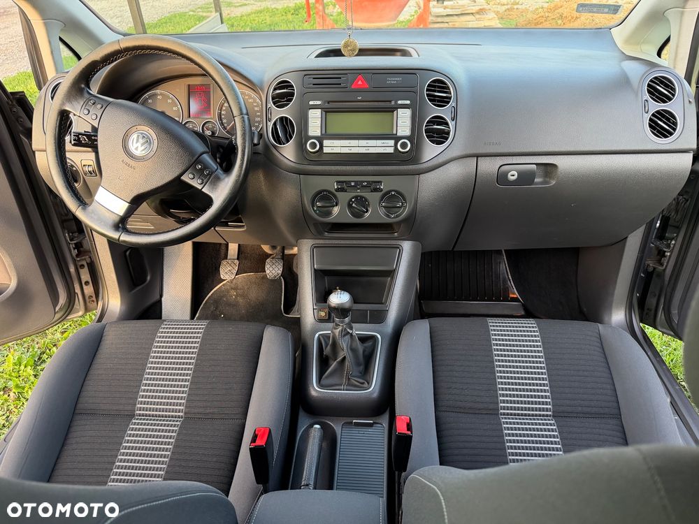 Volkswagen Golf Plus 1.6 Comfortline - 11