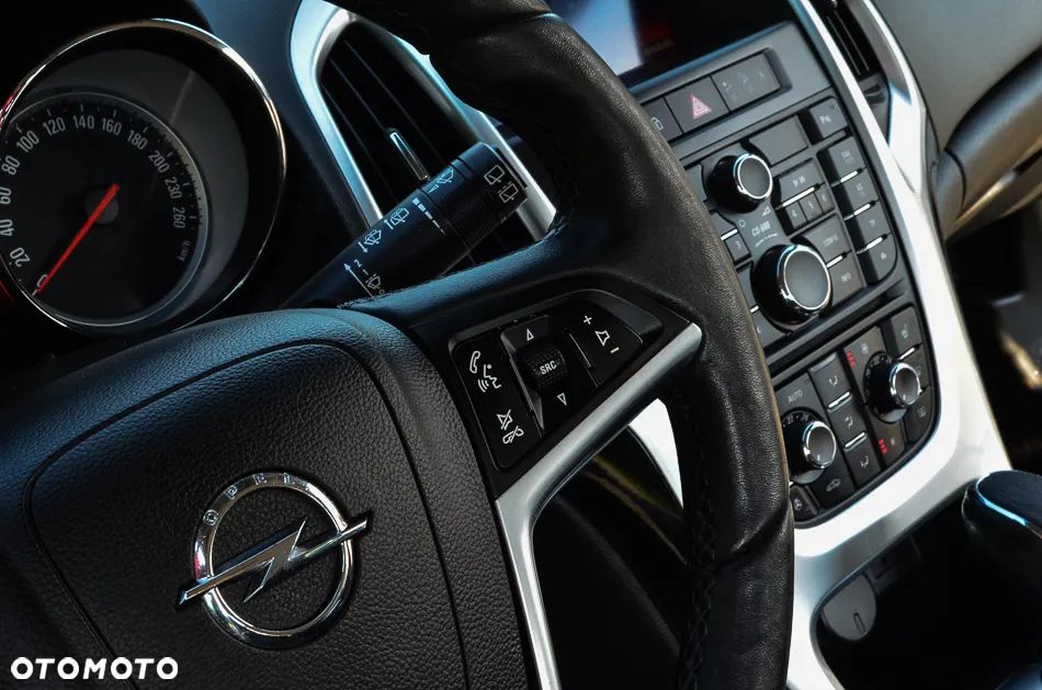 Opel Astra 1.6 Cosmo - 25