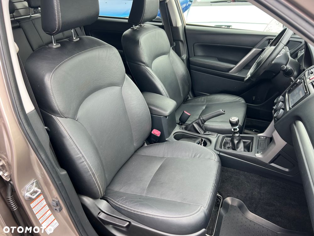 Subaru Forester 2.0D XE NAV Euro5 - 15