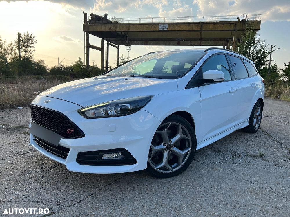 Ford Focus ST - 1