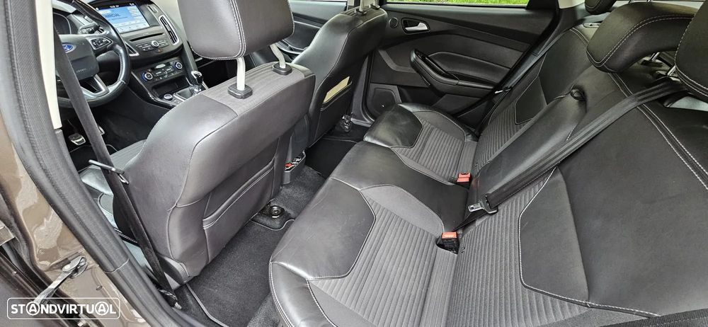 Ford Focus SW 1.5 TDCi Titanium - 9