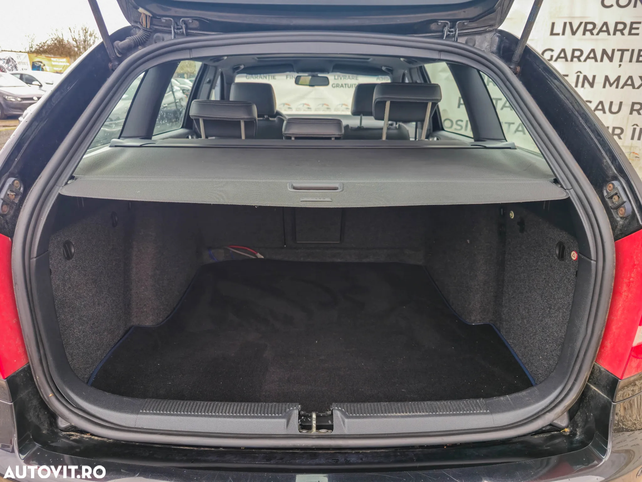 Skoda Octavia Combi 2.0 TFSI RS - 12