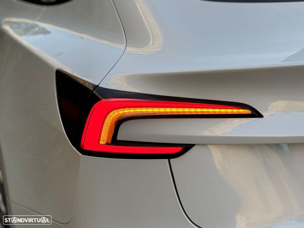 Tesla Model 3 Tração Traseira Premium - 19