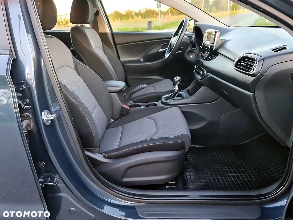 Hyundai i30 1.5 DPI Modern - 11