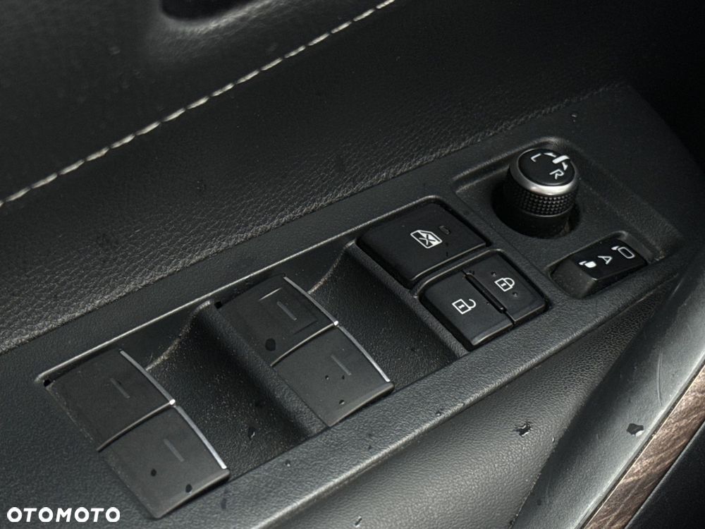 Toyota Corolla 1.8 Hybrid Trek - 18