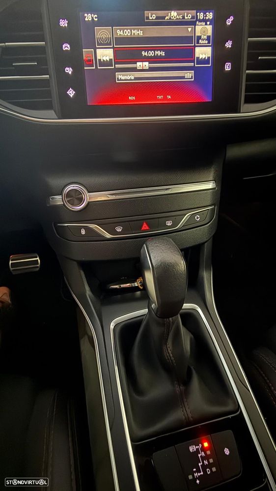 Peugeot 308 PureTech 130 EAT6 Stop & Start GT-Line Edition - 19