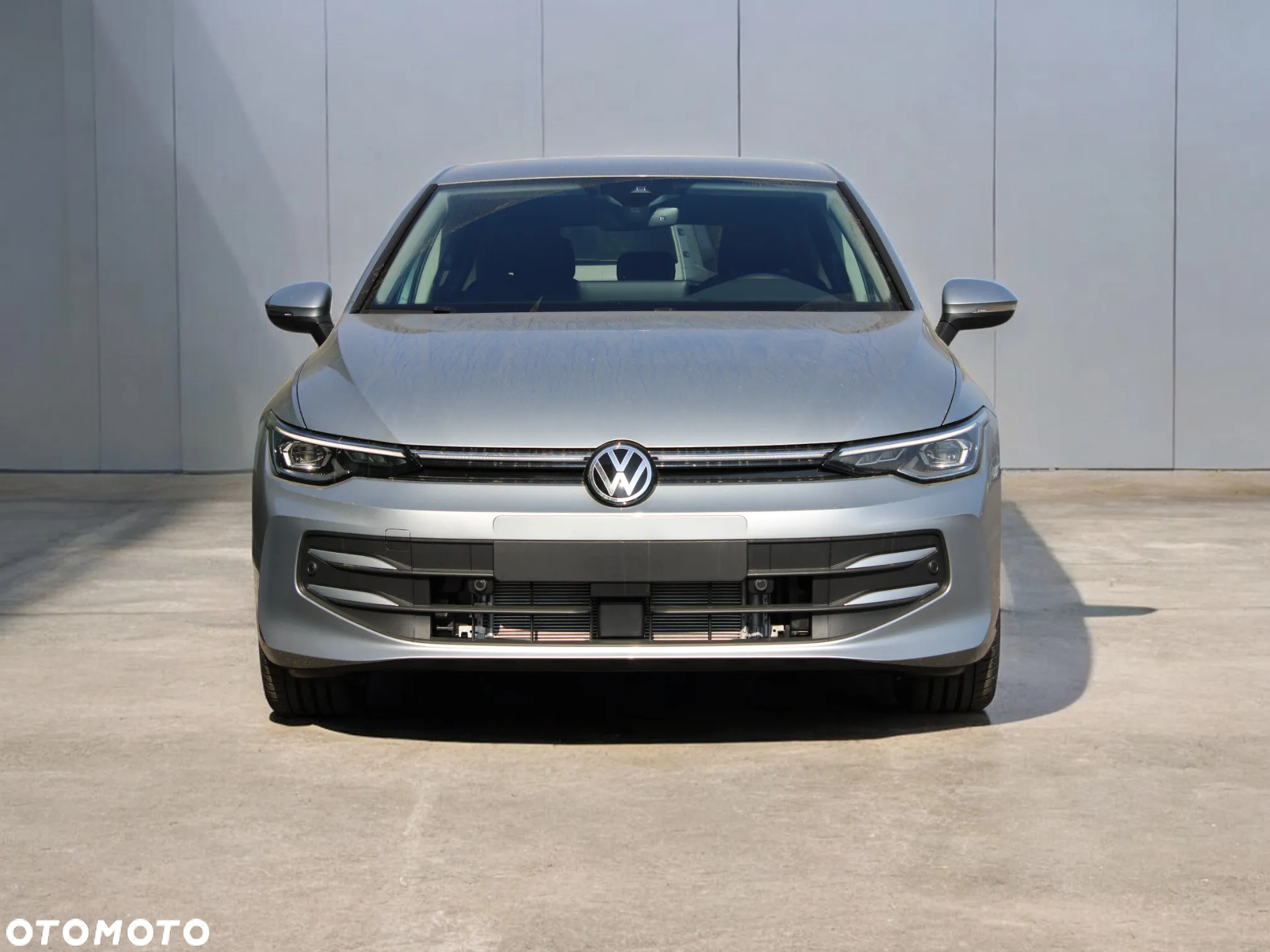 Volkswagen Golf VIII 1.5 TSI Special Edition - 3