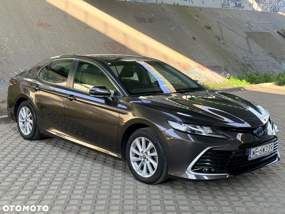 Toyota Camry 2.5 Hybrid Comfort CVT - 3