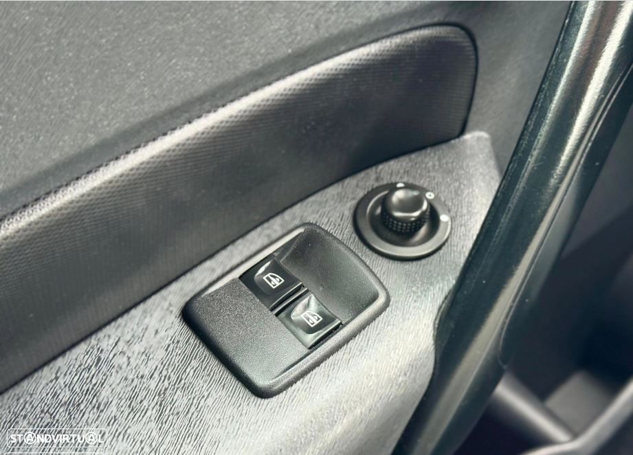 Renault KANGOO MAXI - 14