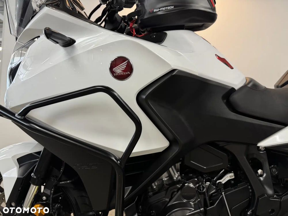 Honda NT - 23