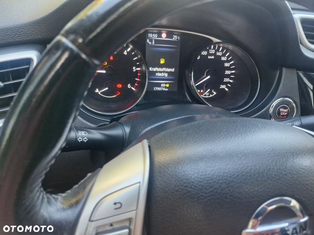 Nissan X-Trail 1.6 DCi ALL-MODE 4x4i Tekna - 26