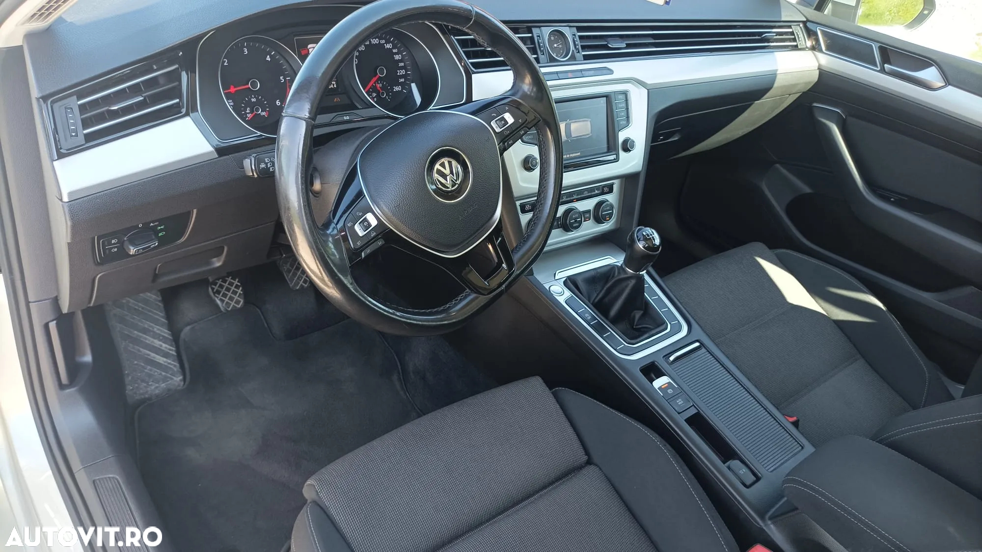Volkswagen Passat Variant 2.0 TDI (BlueMotion Technology) Comfortline - 6