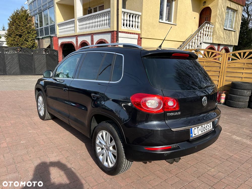 Volkswagen Tiguan 2.0 TDI DPF 4Motion BlueMotion Technology Lounge Sport & Style - 26
