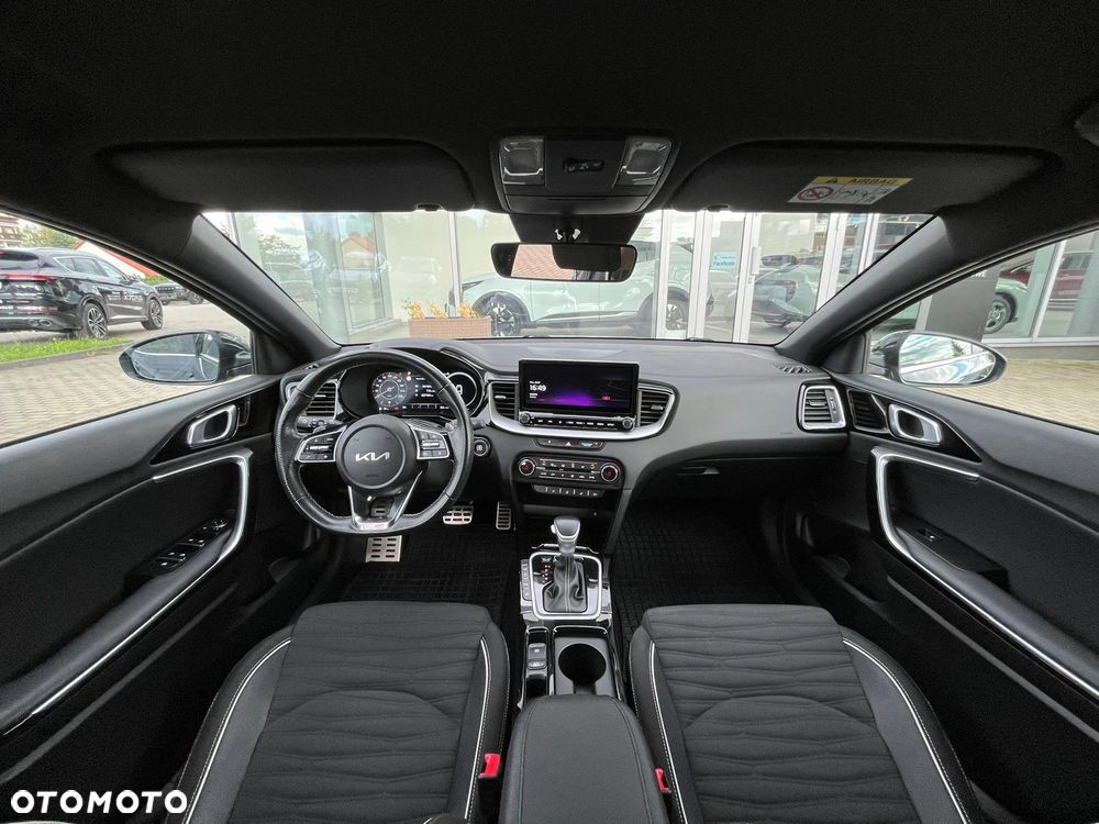 Kia Ceed 1.5 T-GDI GT-Line DCT - 12