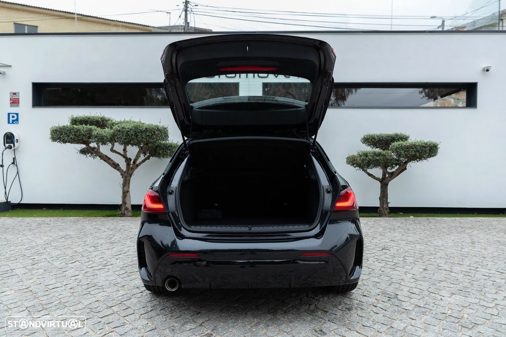 BMW 116 d Pack Desportivo M - 26