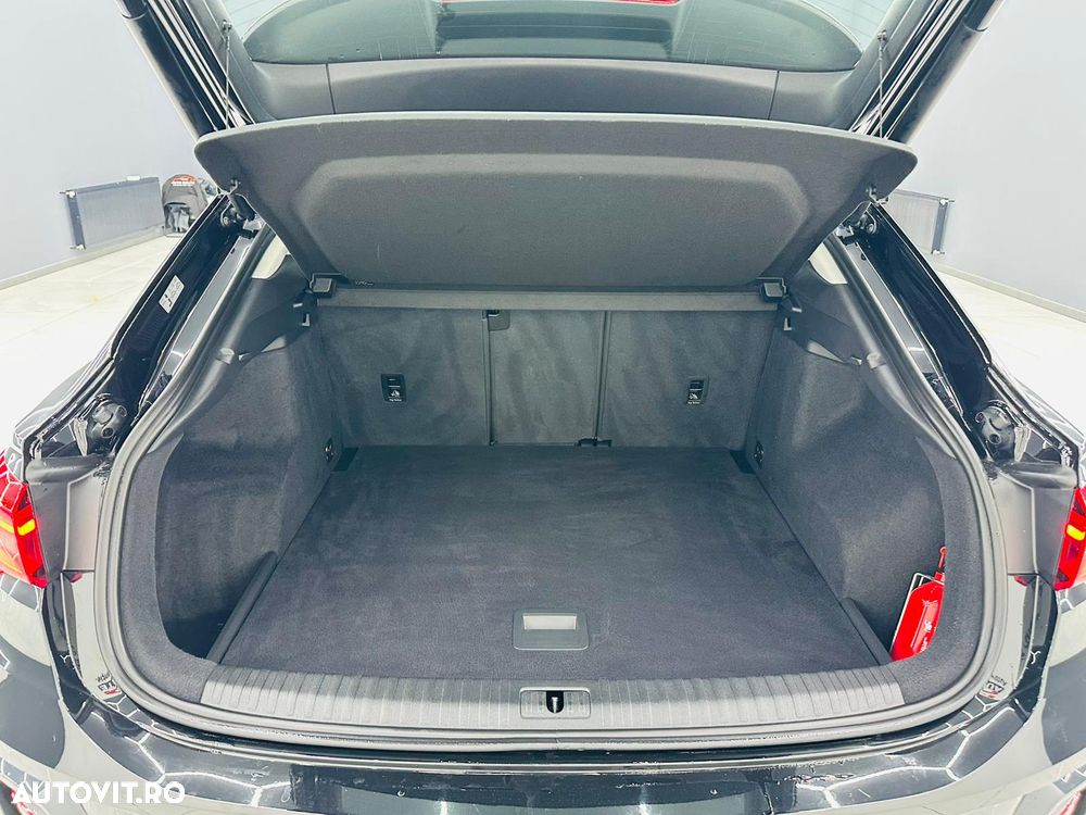 Audi Q3 Sportback - 17
