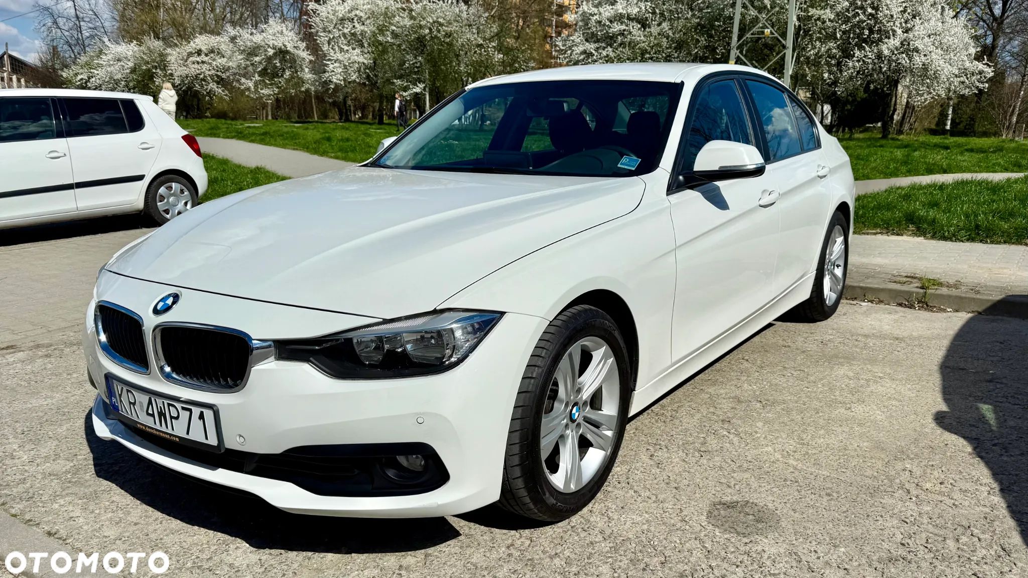 BMW Seria 3 318i - 1