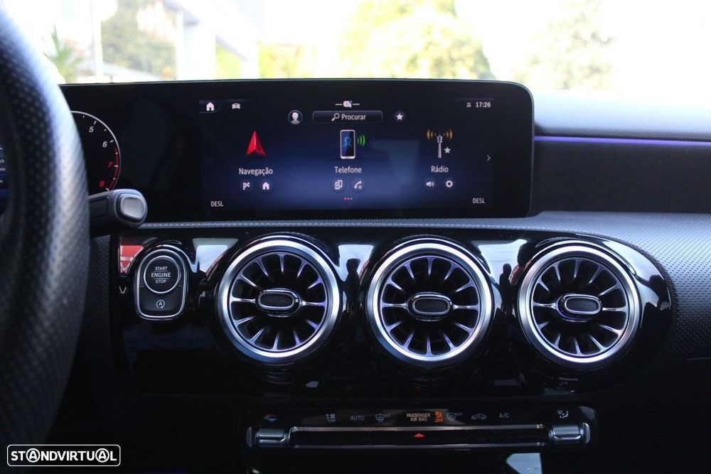 Mercedes-Benz A 200 AMG Line Aut. - 19