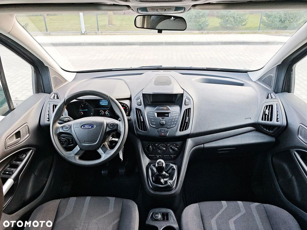 Ford Tourneo Connect 1.5 TDCi Start-Stop Titanium - 18