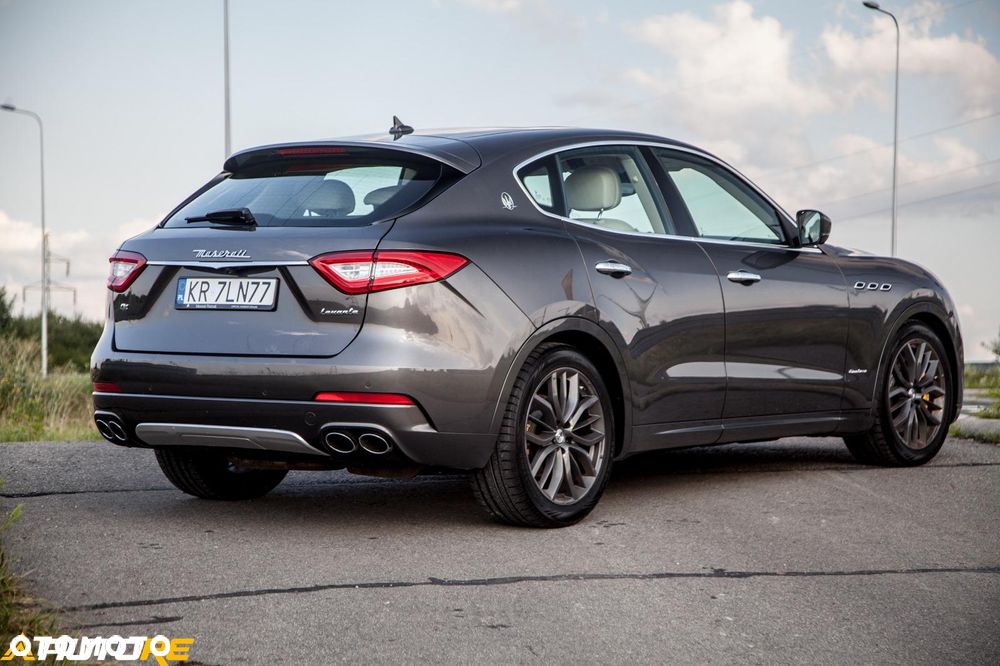Maserati Levante Q4 GranLusso - 8