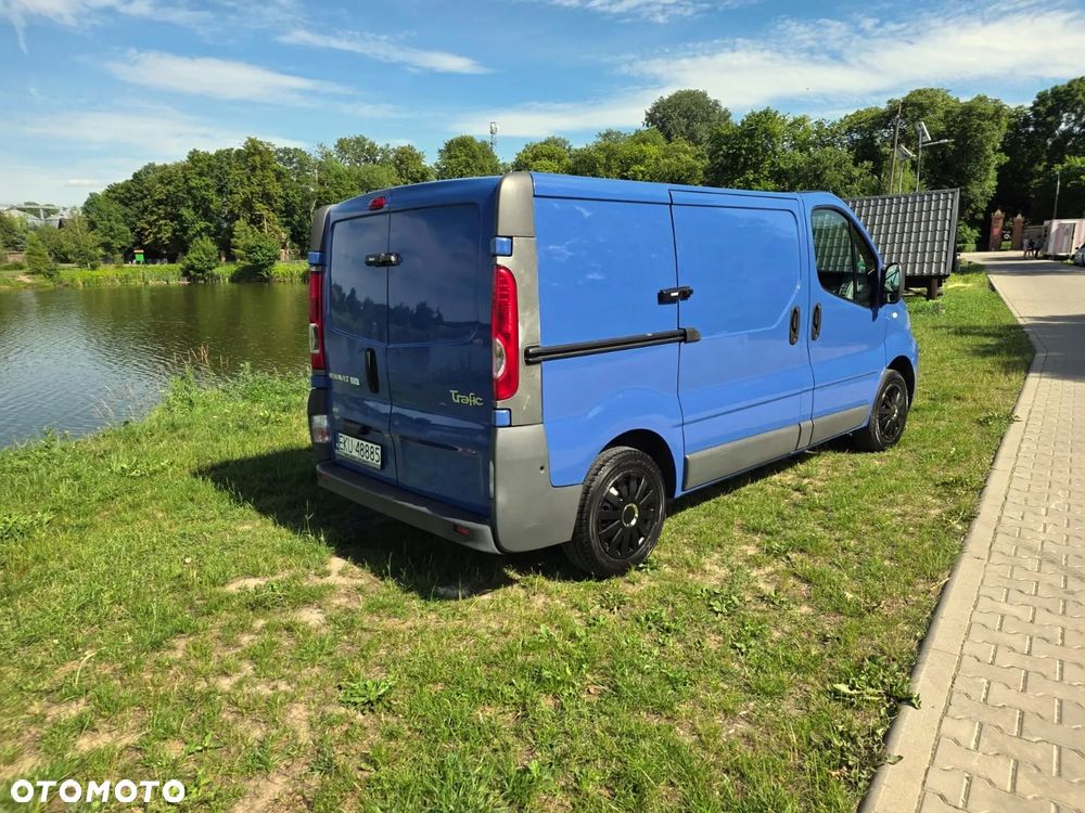 Renault TRAFIC - 3