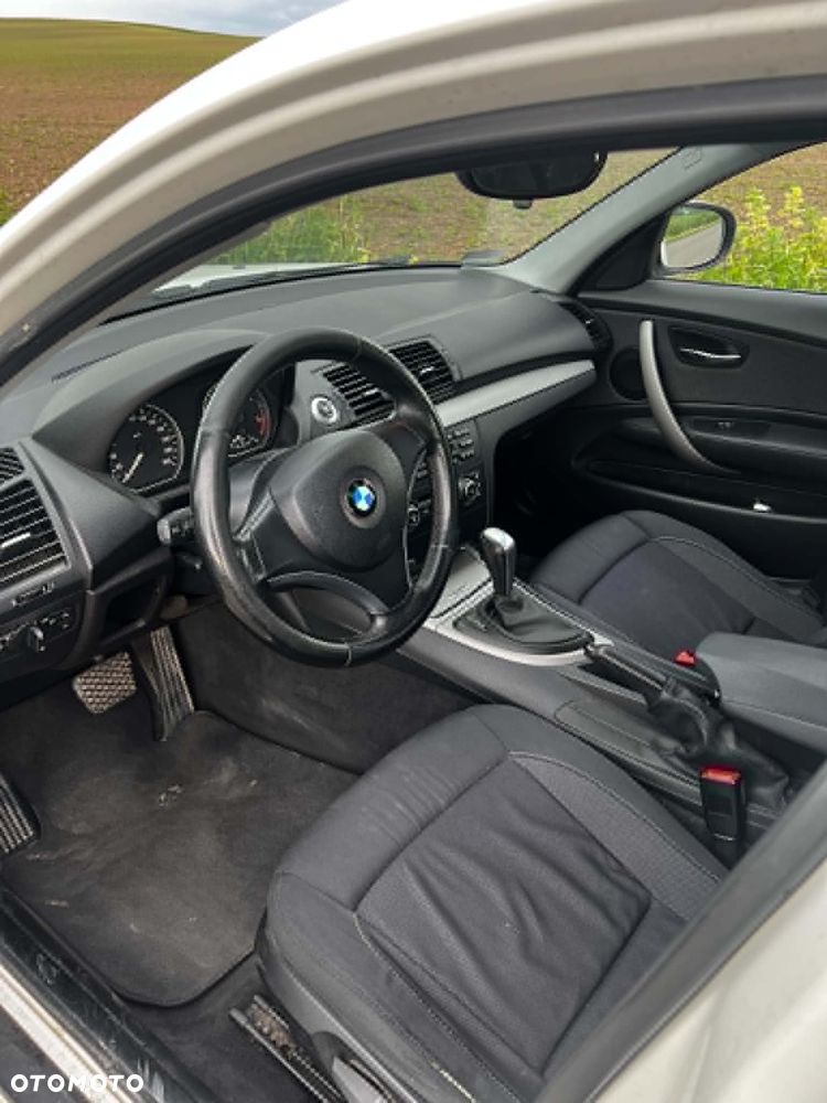 BMW Seria 1 - 12