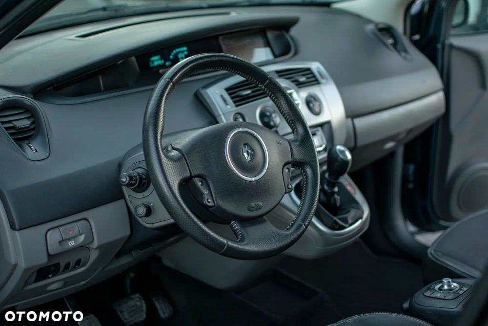 Renault Scenic - 33