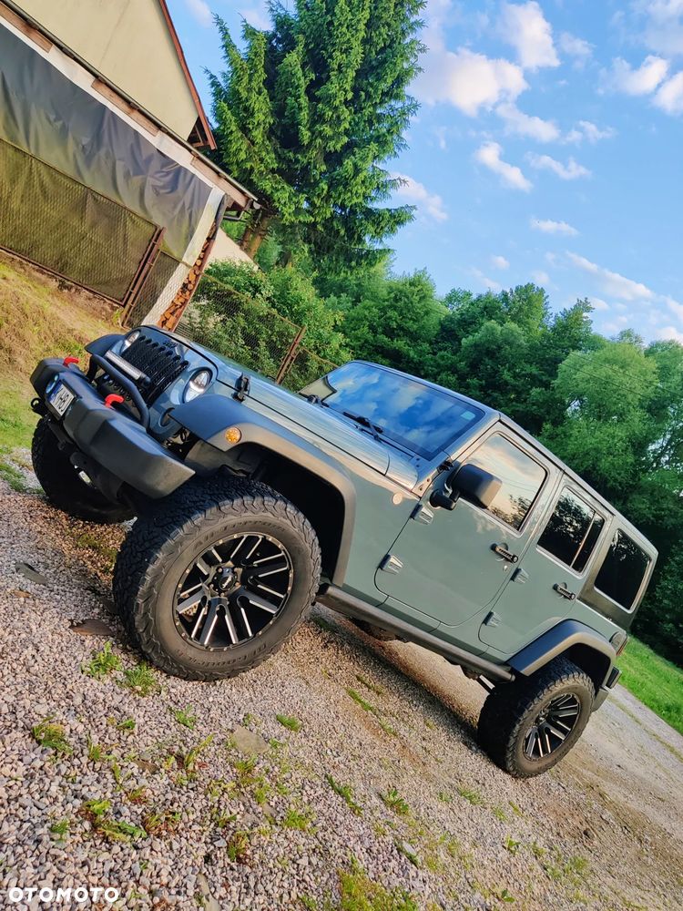 Jeep Wrangler - 2