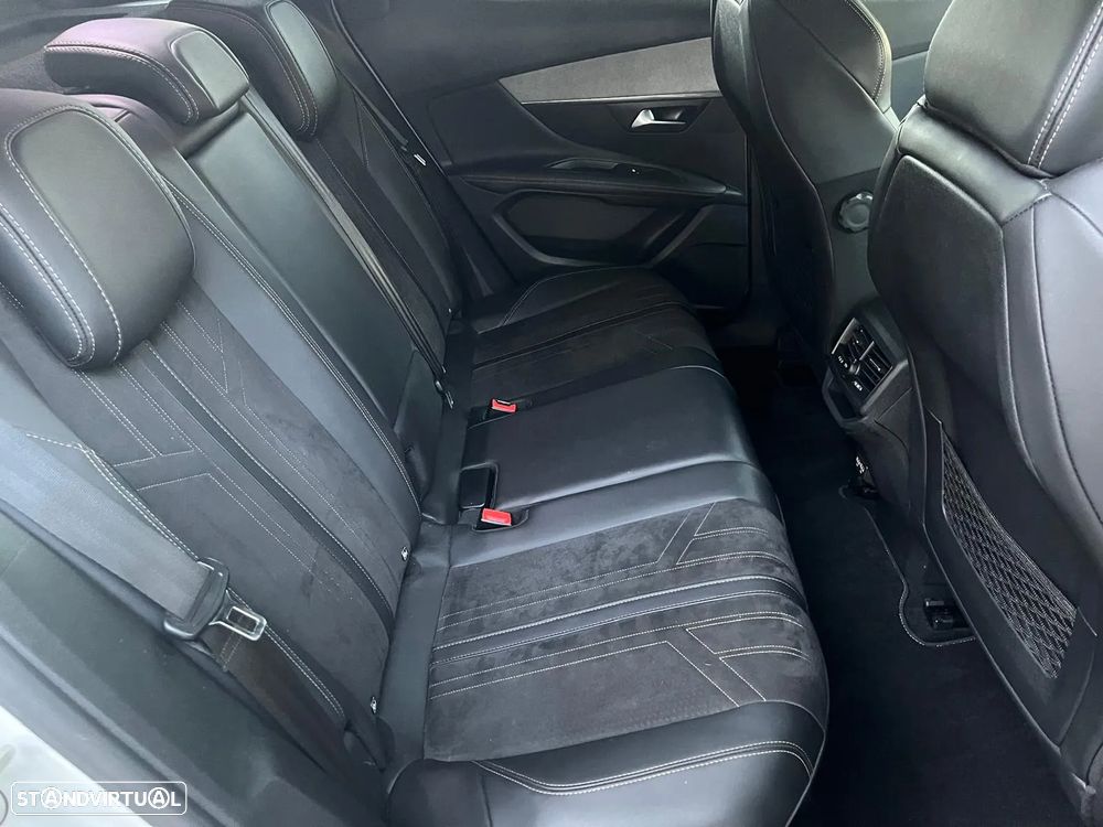 Peugeot 3008 1.5 BlueHDi GT Line Baixo Consumo EAT8 - 51