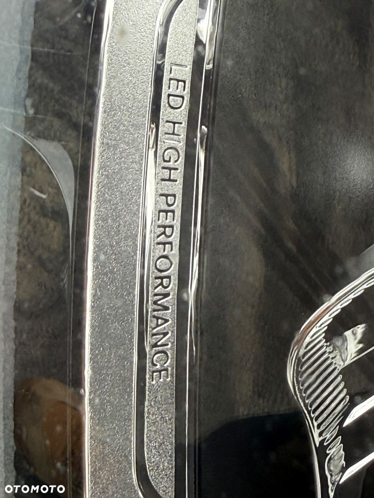 Mercedes-Benz Klasa C 250 9G-TRONIC Exclusive - 12