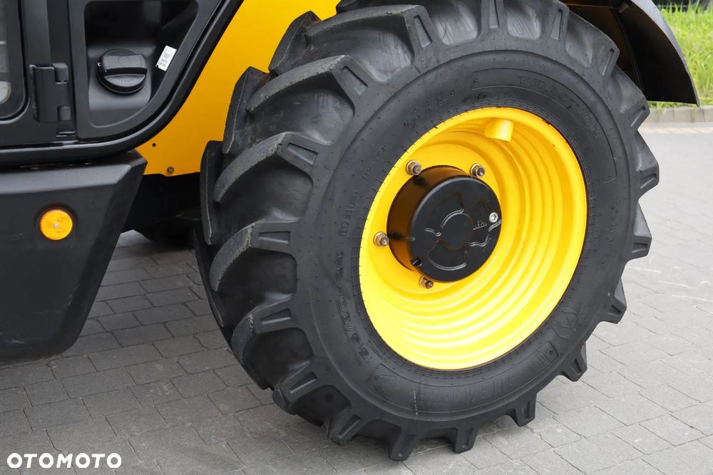 JCB 531-70 - 27