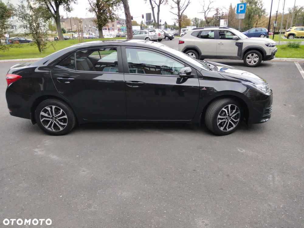 Toyota Corolla 1.6 Active - 14