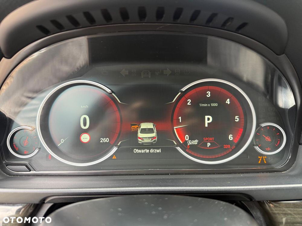 BMW Seria 5 535d xDrive Sport-Aut Luxury Line - 24