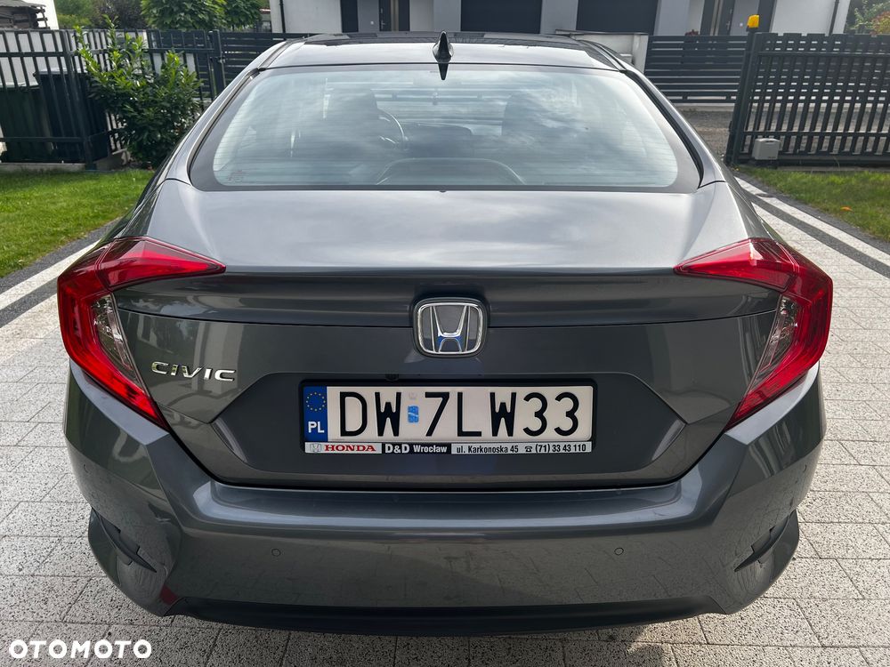 Honda Civic 1.5 T Elegance CVT - 9