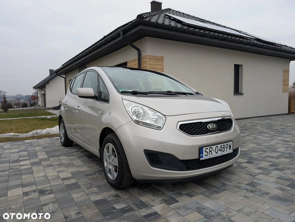 Kia Venga 1.4 L - 10
