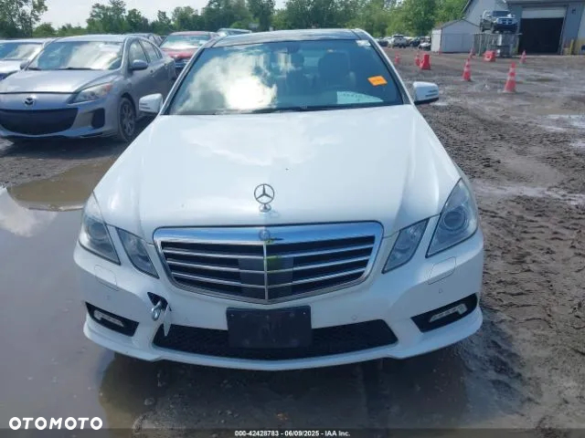 Mercedes-Benz Klasa E 500 4Matic 7G-TRONIC Elegance - 4