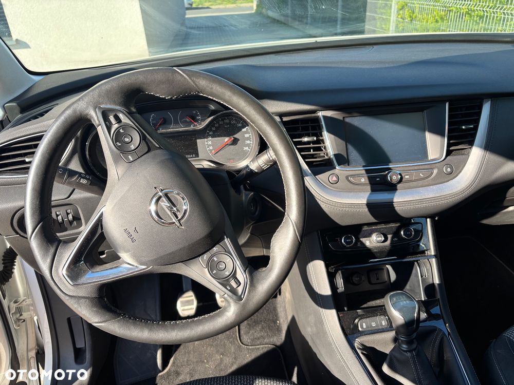 Opel Grandland X 1.2 Start/Stop Business Elegance - 11