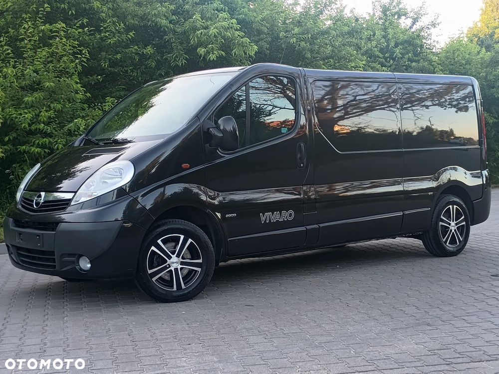 Opel Vivaro - 1