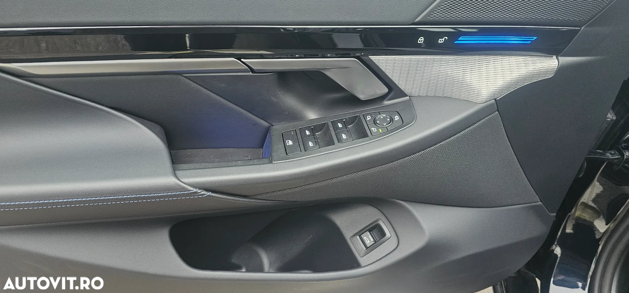 BMW Seria 5 520d AT MHEV - 31