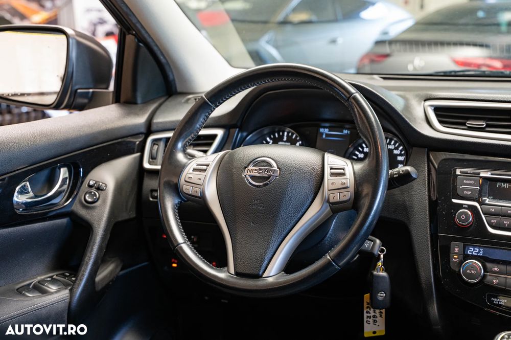Nissan Qashqai 1.6 DCI N-Connecta - 12