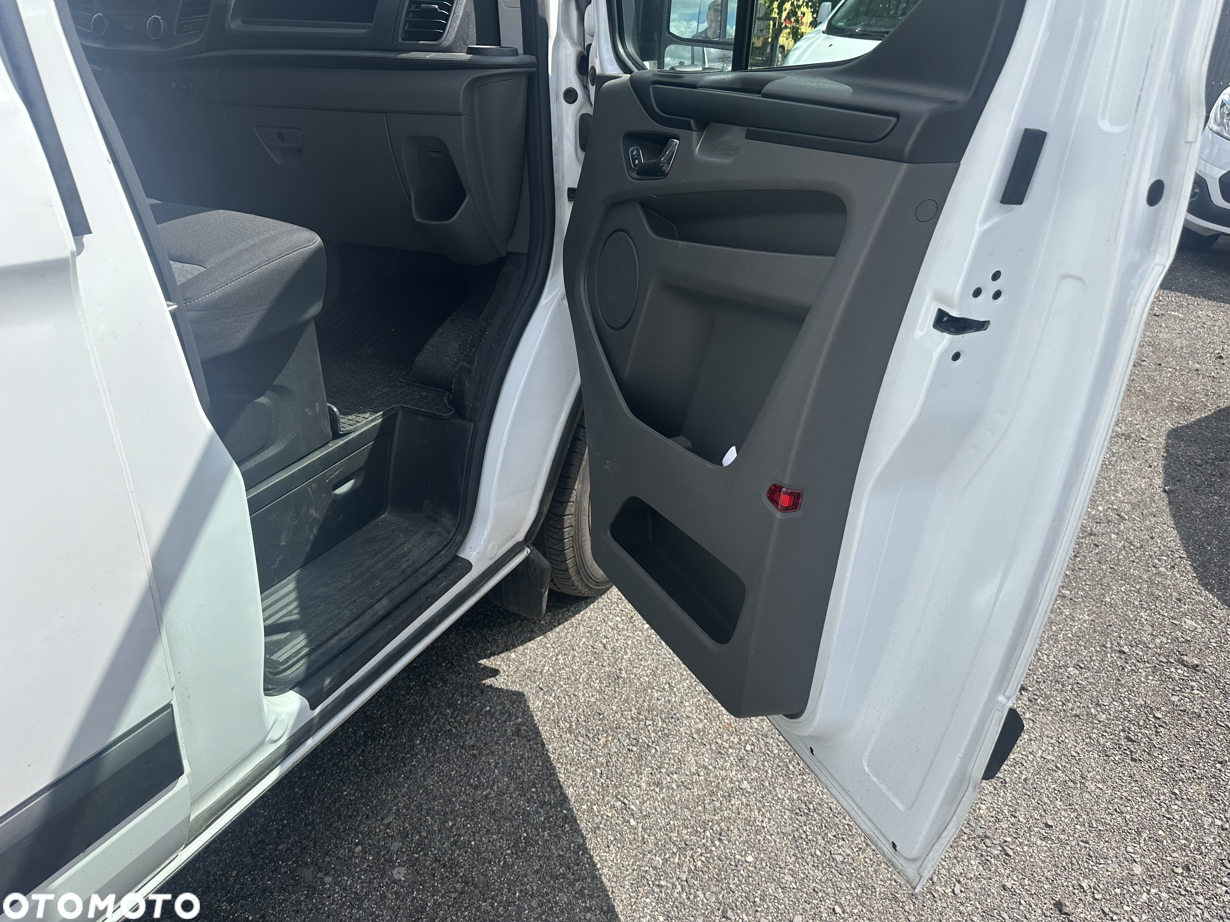 Ford Transit Custom L2H2 2022r 2,0 170ps SALON POLSKA - 19