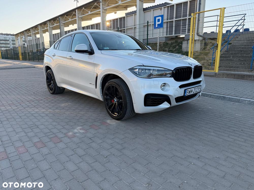 BMW X6 xDrive50i Performance M Paket - 5